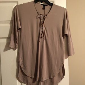 Forever 21 cream tie up half sleeve top